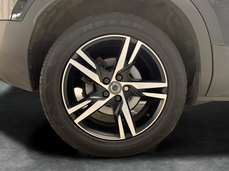 2022 Volvo XC40 2.0 B4 MHEV R-Design SUV 5dr Petrol Hybrid Auto Euro 6 (s/s) (197 ps) - AUT Suv H...
