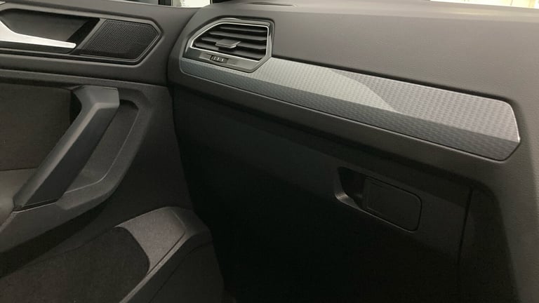2021 Volkswagen Tiguan 1.5 TSI 150 Life 5dr DSG Petrol Estate Estate Petrol Automatic