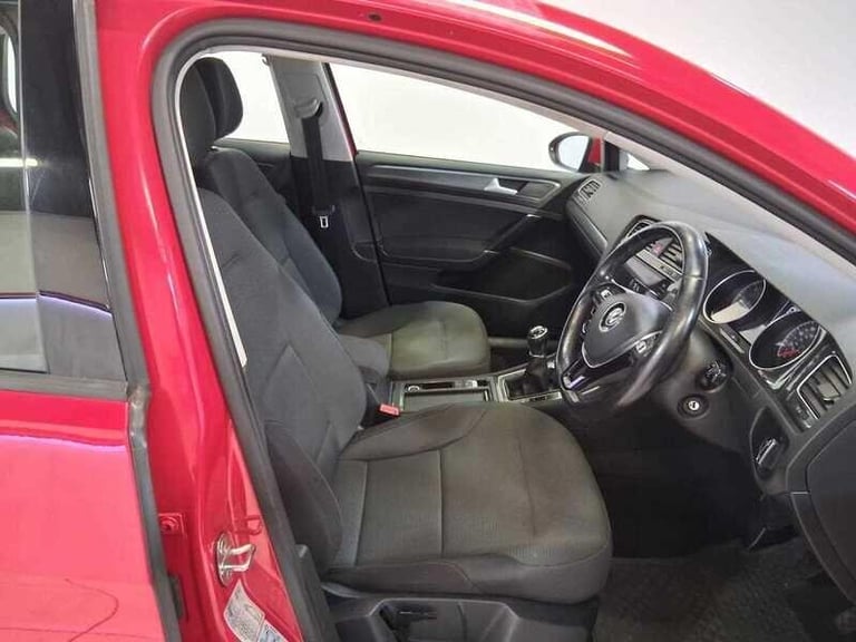 2018 Volkswagen Golf 2.0 TDI SE Nav Hatchback 5dr HATCHBACK Diesel Manual