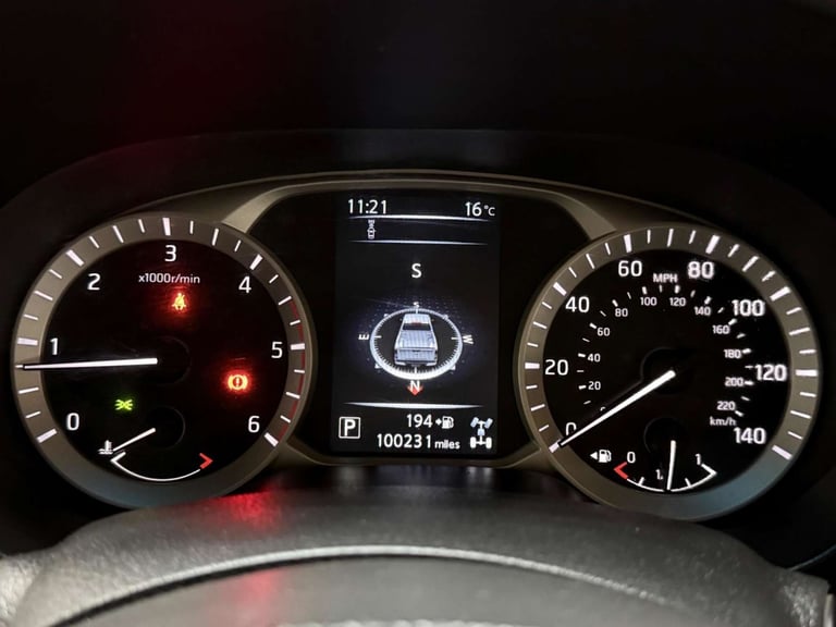 2018 Nissan Navara 2.3 dCi Off-Roader AT32 Auto 4WD Euro 6 4dr Pickup Diesel Automatic