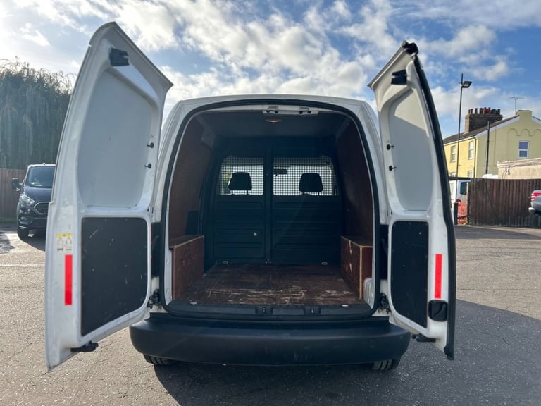 2015 Volkswagen Caddy 1.6TDI C20 STARTLINE P/V 5dr L1H1 LOW MILEAGE, 4 SERVICES PANEL VAN Diesel ...