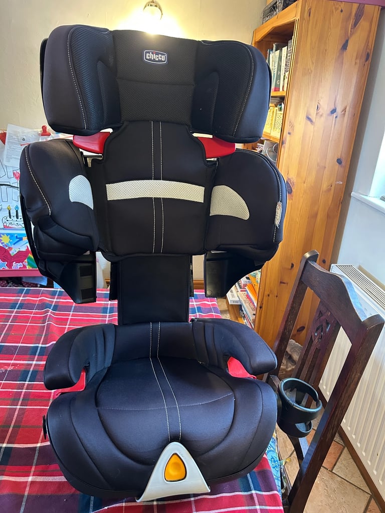 Children’s car seat 12-36 safe, adjustable 
