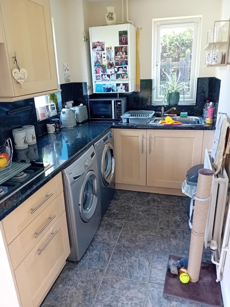 Weeknight Room in South Milton Keynes