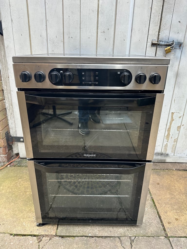 image for Hotpoint Electric Cooker 60cm