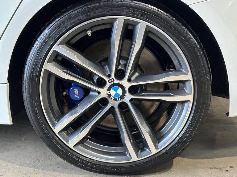 2018 BMW 3 Series 2.0 320i M Sport Shadow Edition Touring Auto Euro 6 (s/s) 5dr ESTATE Petrol Aut...