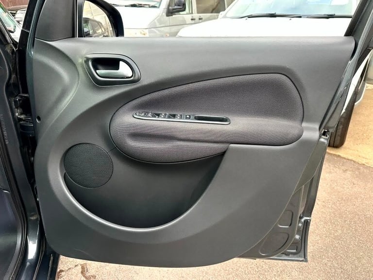 Citroen C3 PURETECH PLATINUM PICASSO-ONLY 60702 MILES, ONLY ?35 ROAD TAX