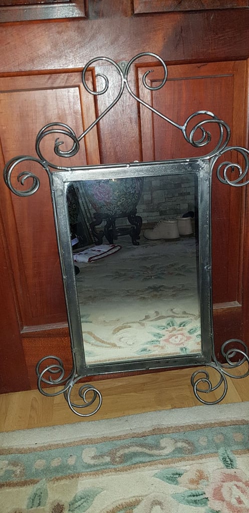 image for METAL SURROUND MIRROR LEEKES GREAT USED RECTANGULAR 