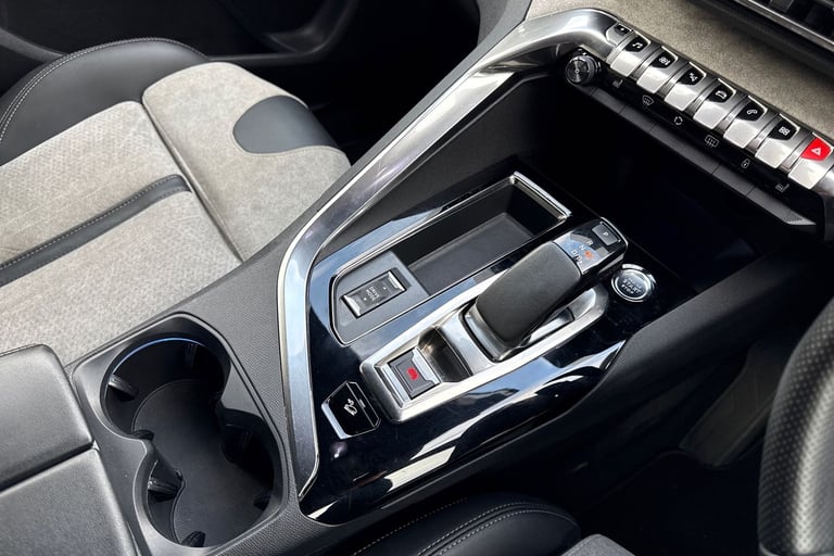 2021 Peugeot 3008 1.6 Hybrid4 300 GT 5dr e-EAT8 HATCHBACK PETROL/ELECTRIC Automatic