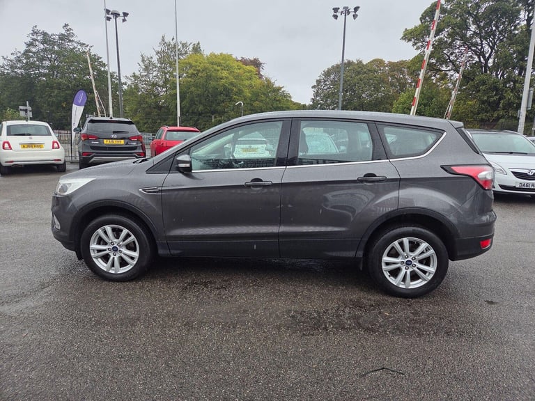 2017 Ford Kuga 1.5T EcoBoost Zetec Euro 6 (s/s) 5dr HATCHBACK Petrol Manual