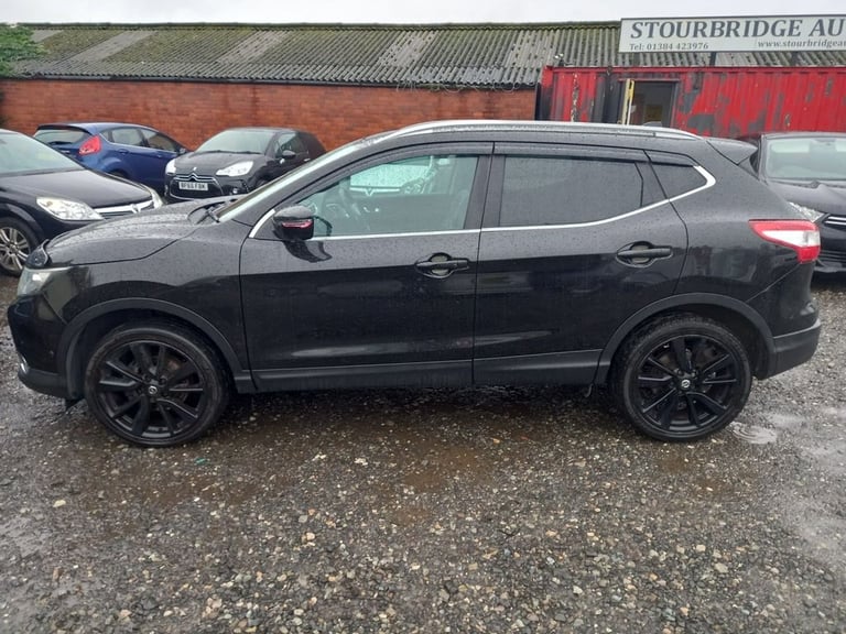 2014 Nissan Qashqai 1.5 dCi Tekna SUV 5dr Diesel Manual 2WD Euro 5 (s/s) (110 ps) Diesel Manual