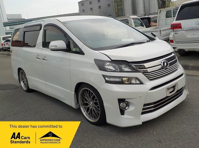 2013 Toyota Vellfire 2.4Z GOLDEN EYES 2 + 7 Seats MPV Petrol Automatic