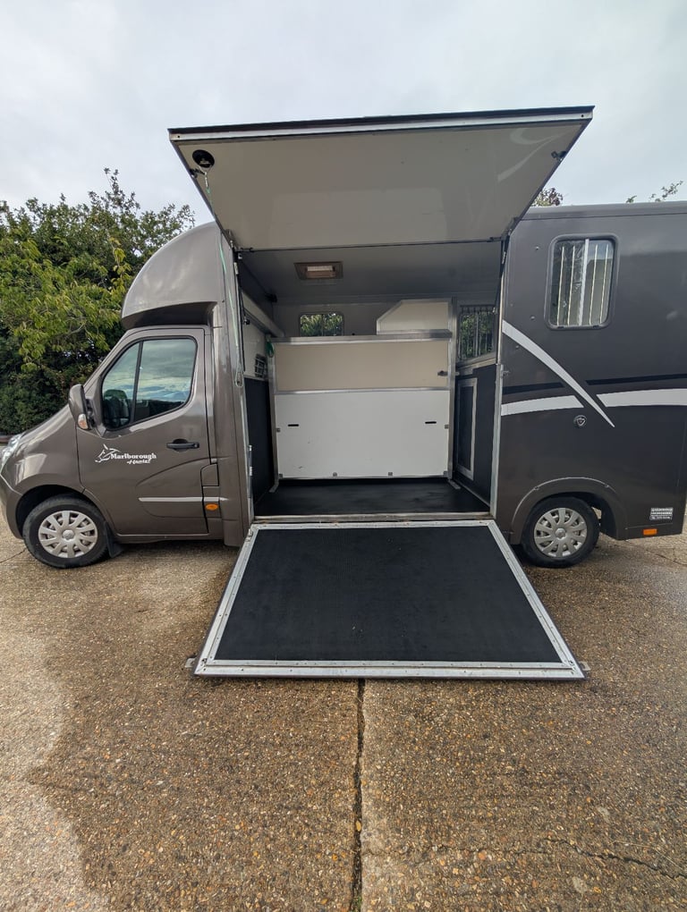 Marlborough Hunter Horsebox VAUXHALL MOVANO 3.5T Horsebox
