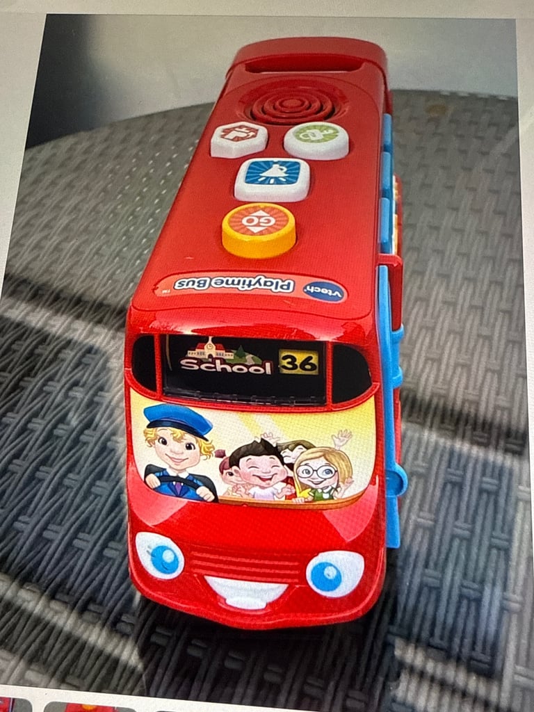 V-Tech singing educational light up bus phrases  counts numbers sings plus 