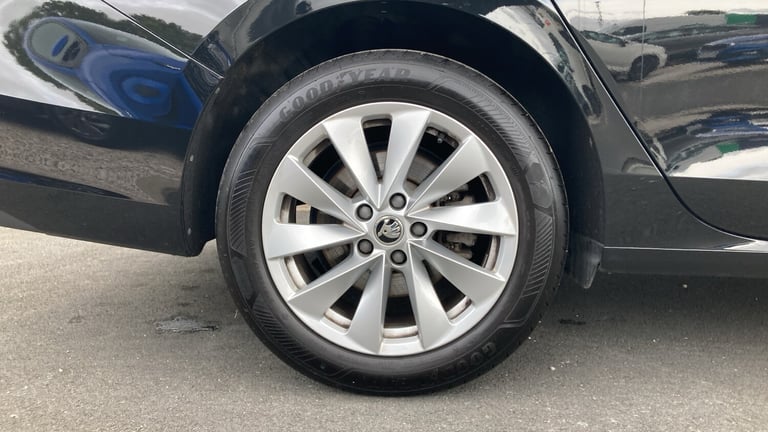 2024 Skoda Superb 2.0 TDI SE Technology 5dr DSG Diesel Estate Estate Diesel Automatic