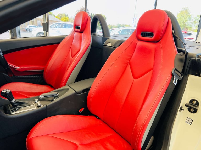 2011 Mercedes-Benz SLK 1.8 SLK 200 Kompressor Auto 2dr Convertible Petrol Automatic