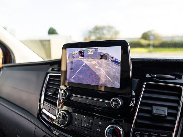 2022 Ford Transit Custom 2.0 EcoBlue 130ps Low Roof D/Cab Limited Van PANEL VAN DIESEL Manual