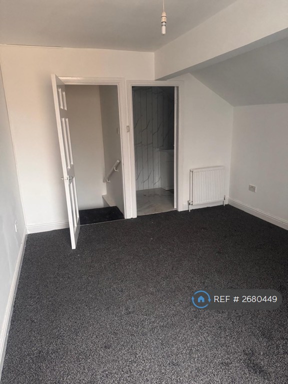 3 bedroom house in Acres Street, Bradford, BD21 (3 bed) (#2680449)