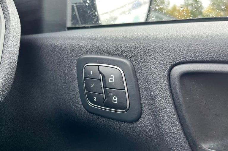 2024 Ford Kuga 2.5 FHEV ST-Line X 5dr CVT - REVERSING CAMERA, HEATED SEATS, SEAT MEMORY -  Estate...