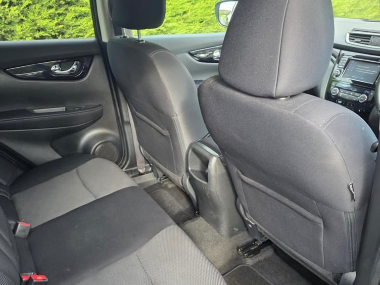 2015 Nissan Qashqai 1.2 DiG-T N-Tec+ 5dr HATCHBACK Petrol Manual