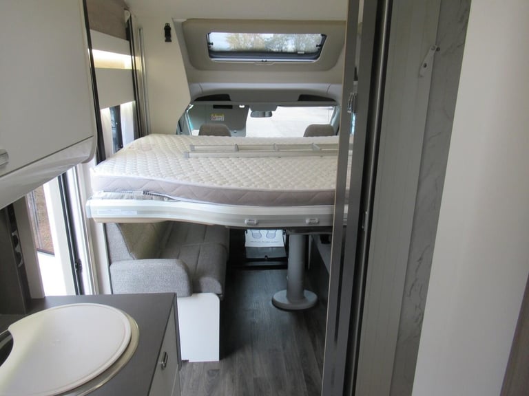 2024 Swift Voyager 574