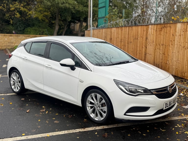 2016 Vauxhall Astra 1.6 CDTi 16V Design 5dr HATCHBACK Diesel Manual