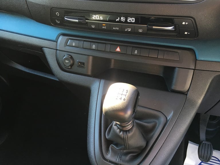 2018 Peugeot Traveller 1.6 BlueHDi Active Standard MPV 5dr Diesel Manual MWB