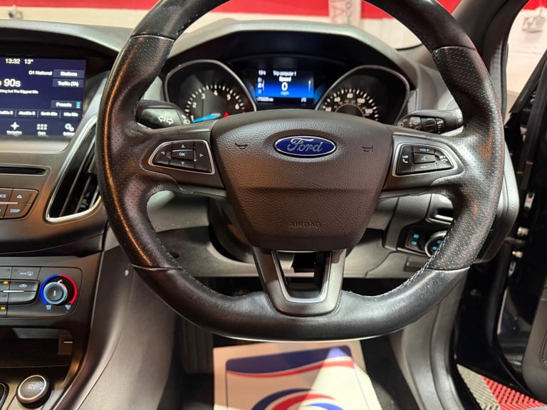 2017 Ford Focus 1.0T EcoBoost ST-Line Euro 6 (s/s) 5dr ESTATE Petrol Manual