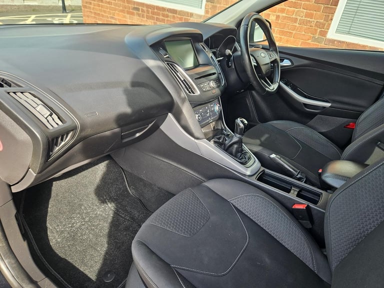 Ford Focus 1.0 EcoBoost zetec. Very clean with service history