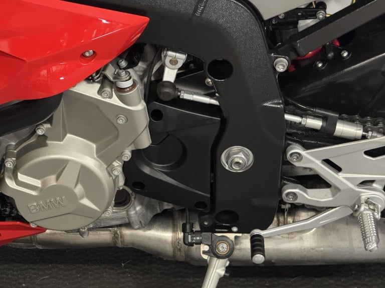 BMW S1000R SPORT  Only 7130 Miles BMW Servicing