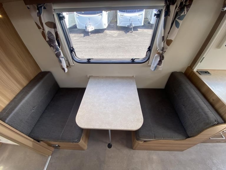 2017 BAILEY PEGASUS PALERMO 5 BERTH FAMILY CARAVAN