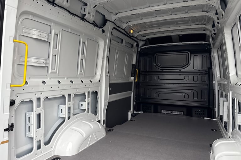2025 Volkswagen Crafter 2.0 TDI 163PS HDE Commerce Plus High Roof Van PANEL VAN DIESEL Manual