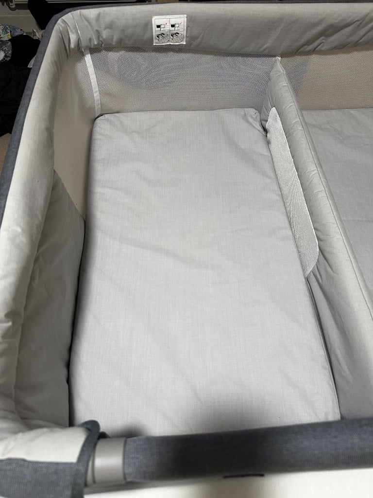 Chicco Next2Me Twins Bedside Crib 