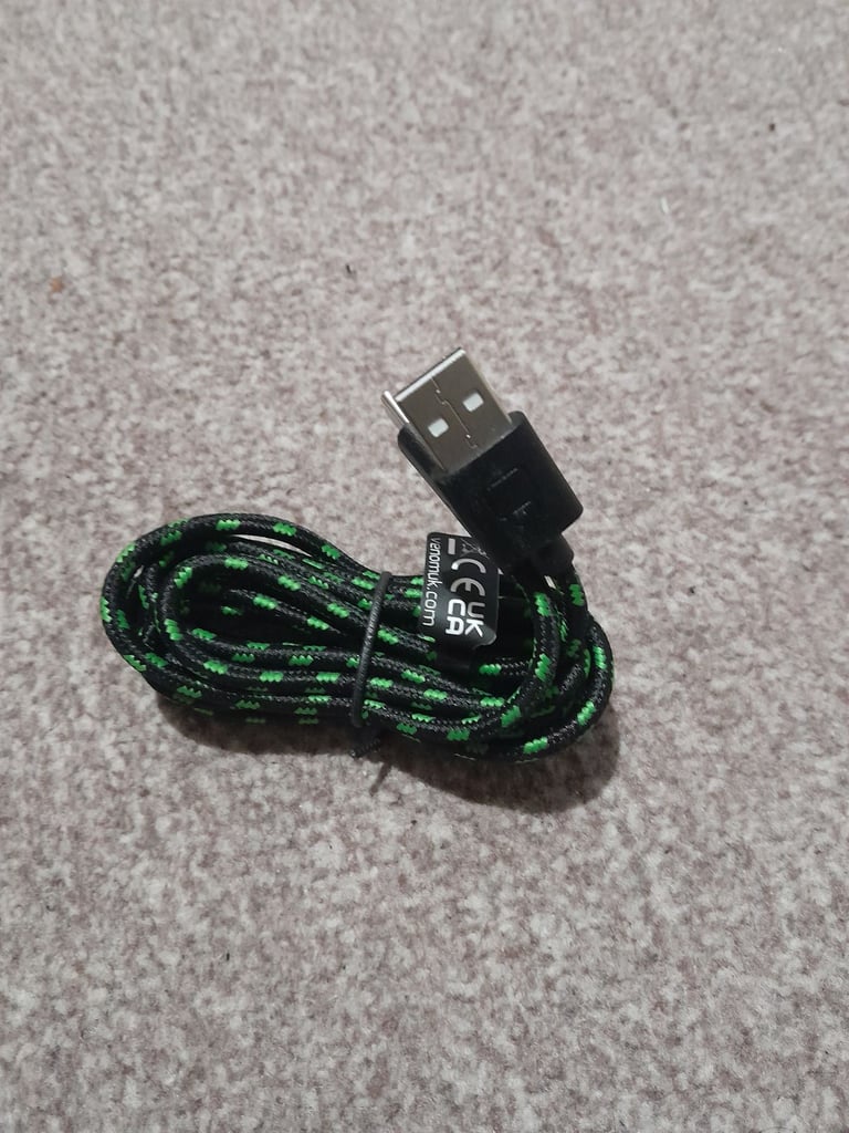 Xbox Controllers & Chargers Bundle - Spares/Repairs