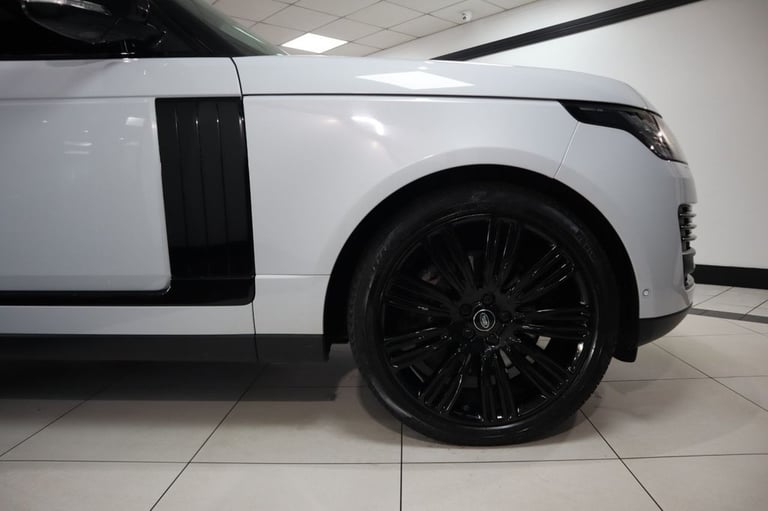 2020 20 LAND ROVER RANGE ROVER 4.4 SD V8 AUTOBIOGRAPHY SUV 5DR DIESEL AUTO 4WD E