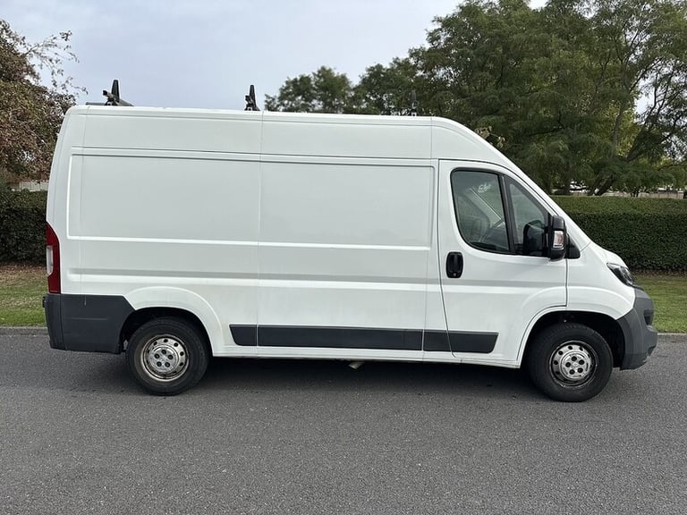 2018 Peugeot Boxer BlueHDi 335 Panel Van Diesel Manual