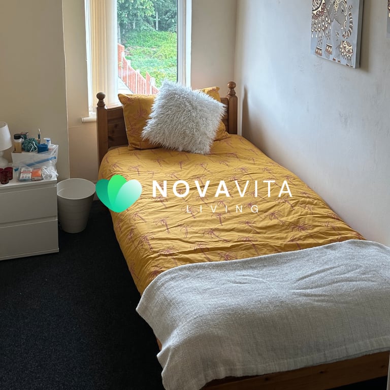 Luxe Supported Accommodation Rooms No Rent (Service Charge Only) UC, PIP, JSA, DSS To Let - Ref 163