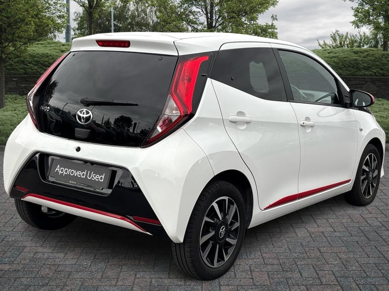 2021 Toyota AYGO 1.0 VVT-i X-Trend TSS 5dr x-shift Hatchback Petrol Automatic