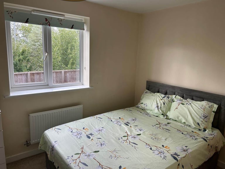 DOUBLE ROOM TO LET | Peterborough