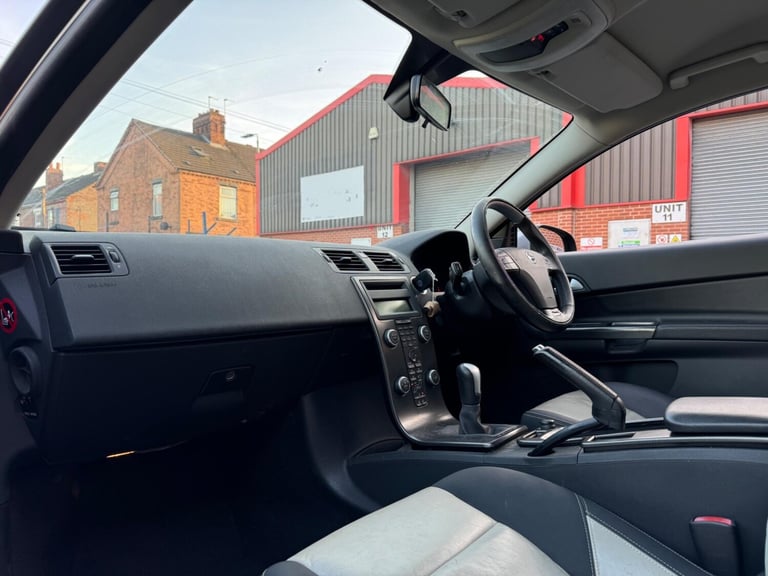 2010 Volvo C30 1.6 R-Design 2dr HATCHBACK Petrol Manual