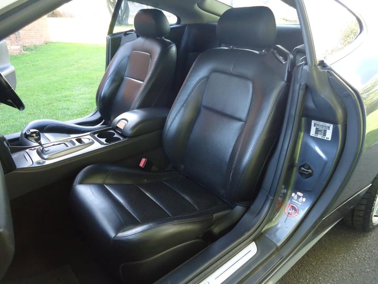 Jaguar XKR