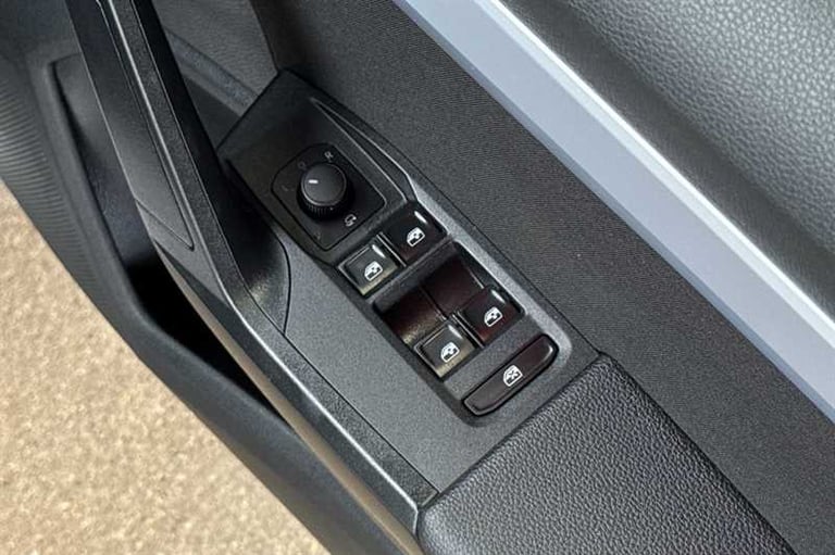 2022 SEAT Arona 1.0 TSI 110 FR 5dr DSG HATCHBACK PETROL Automatic