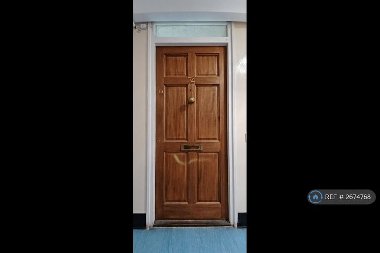 3 bedroom flat in Clearbrook Way, London, E1 (3 bed) (#2674768)