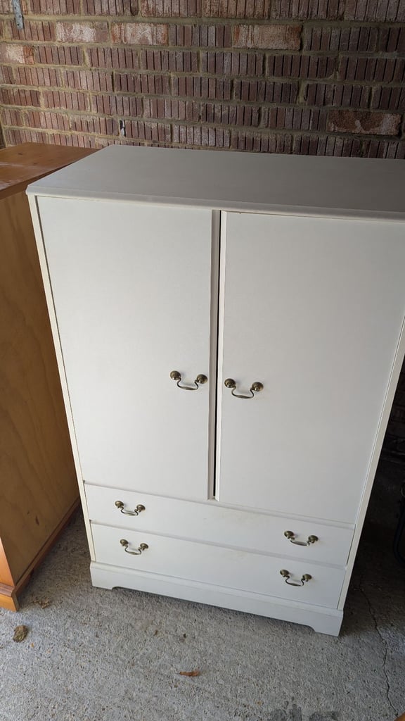 Bedroom cupboard and matching dressing table 