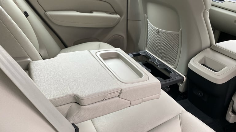 2021 Volvo XC60 2.0 B4D Momentum 5dr AWD Geartronic Diesel Estate Estate Diesel Automatic