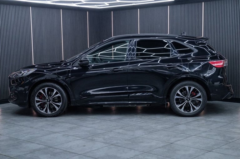 2021 Ford Kuga 2.5 EcoBoost Duratec 14.4kWh ST-Line X First Edition SUV 5dr Petrol Plug-in Automatic