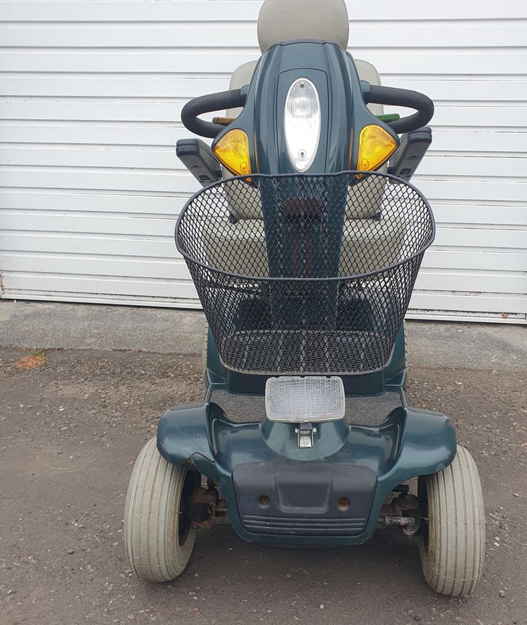 Mobility scooter good condition can deliver 