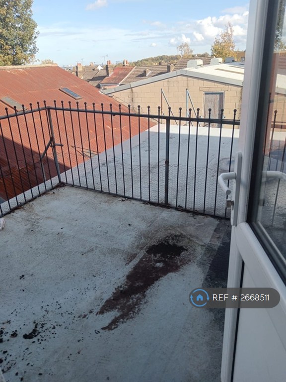 1 bedroom flat in Mill Road, Gillingham, ME7 (1 bed) (#2668511)