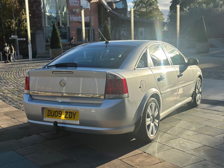 2009 Vauxhall Vectra 1.9 CDTi 16v Elite 5dr HATCHBACK Diesel Automatic