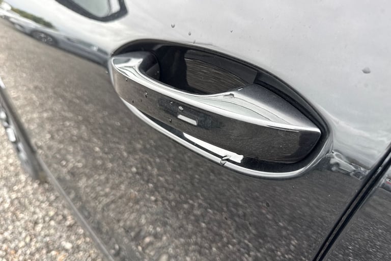 2025 Volkswagen Tiguan 1.5 TSI eHybrid 19.7kWh R-Line DSG Euro 6 (s/s) 5dr SUV Automatic