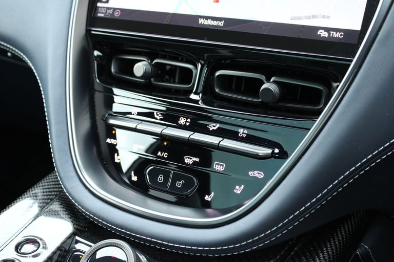  Aston Martin DBX 4.0 V8 707 Auto 4WD Euro 6 (s/s) 5dr Petrol Automatic